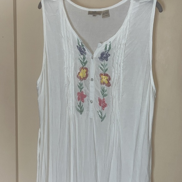S.R. Fashion Floral Embroidered White Maxi Rayon Dress size 3XL made in India - Picture 2 of 10
